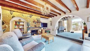 Photo 31- click for photo gallery